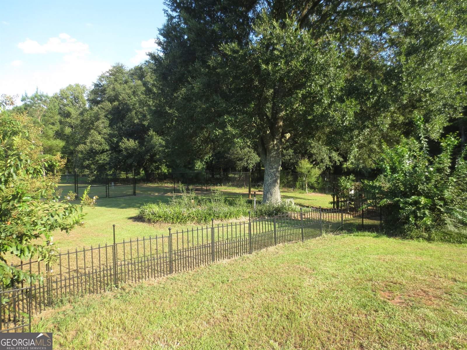 184 Giles Road, Warner Robins, GA 31093