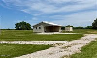 6351 Vixen Road, Pierce City, MO 65723