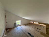 6351 Vixen Road, Pierce City, MO 65723