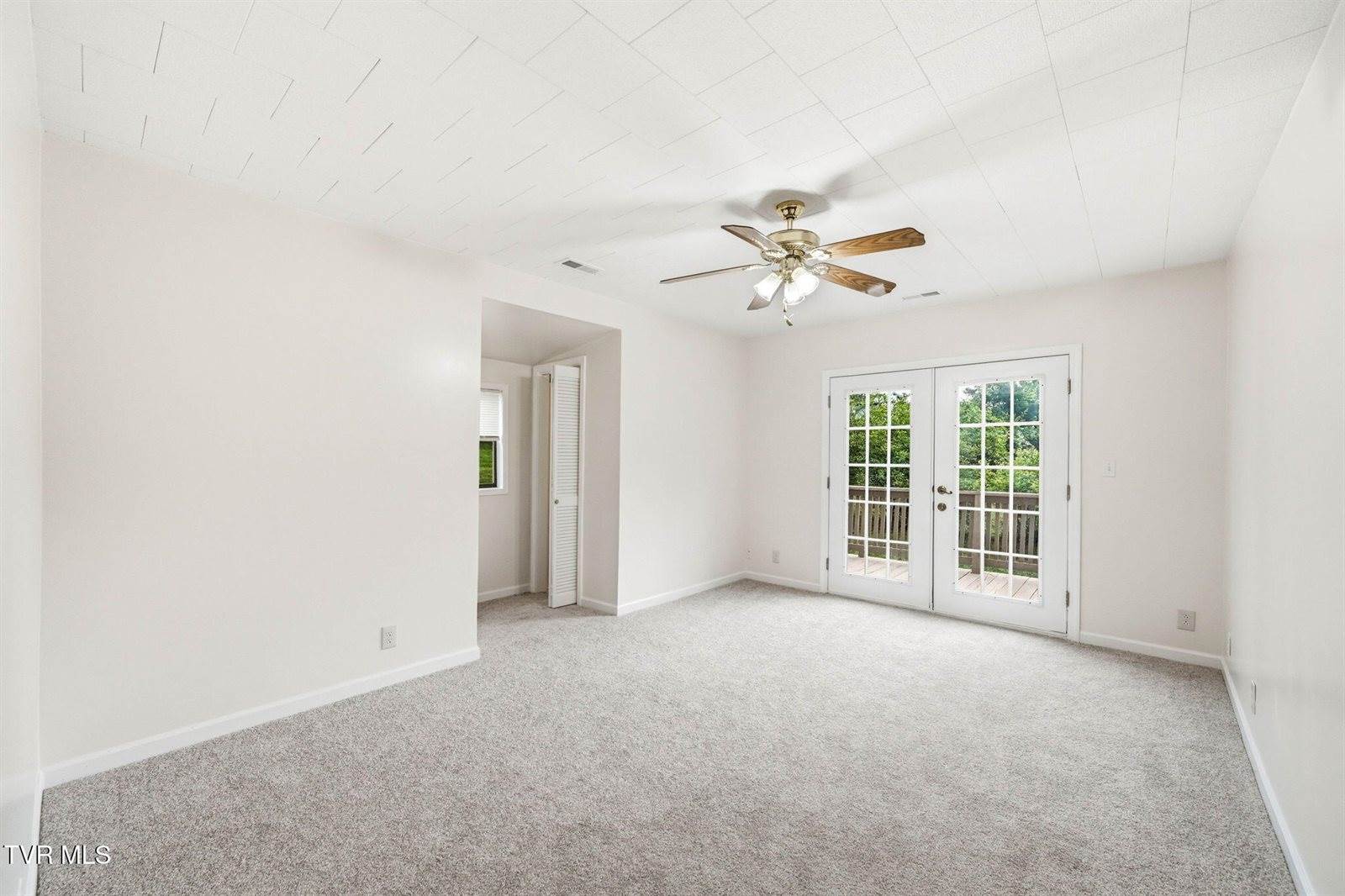737 Lower Stone Mountain Road, Unicoi, TN 37692