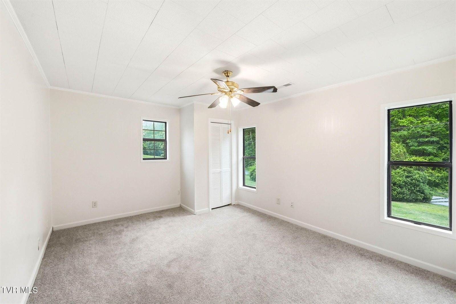 737 Lower Stone Mountain Road, Unicoi, TN 37692