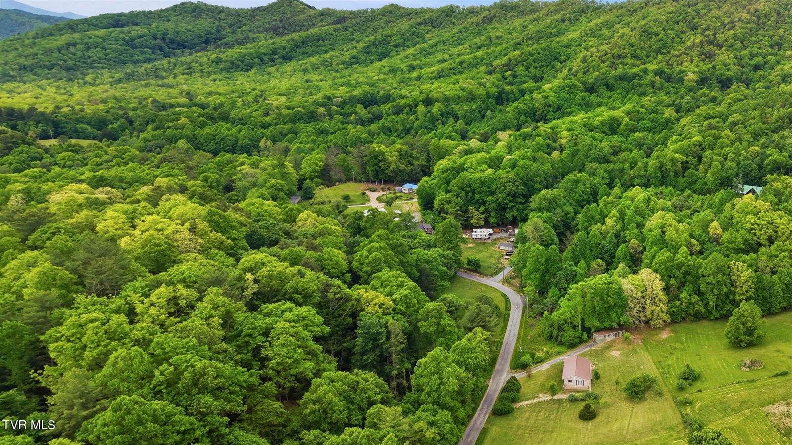 737 Lower Stone Mountain Road, Unicoi, TN 37692