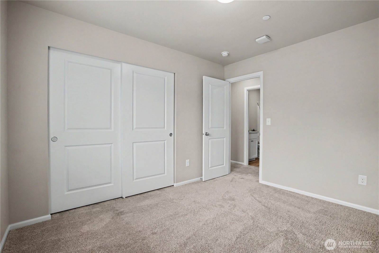 3340 Hoffman Hill Blvd, Dupont, WA 98327