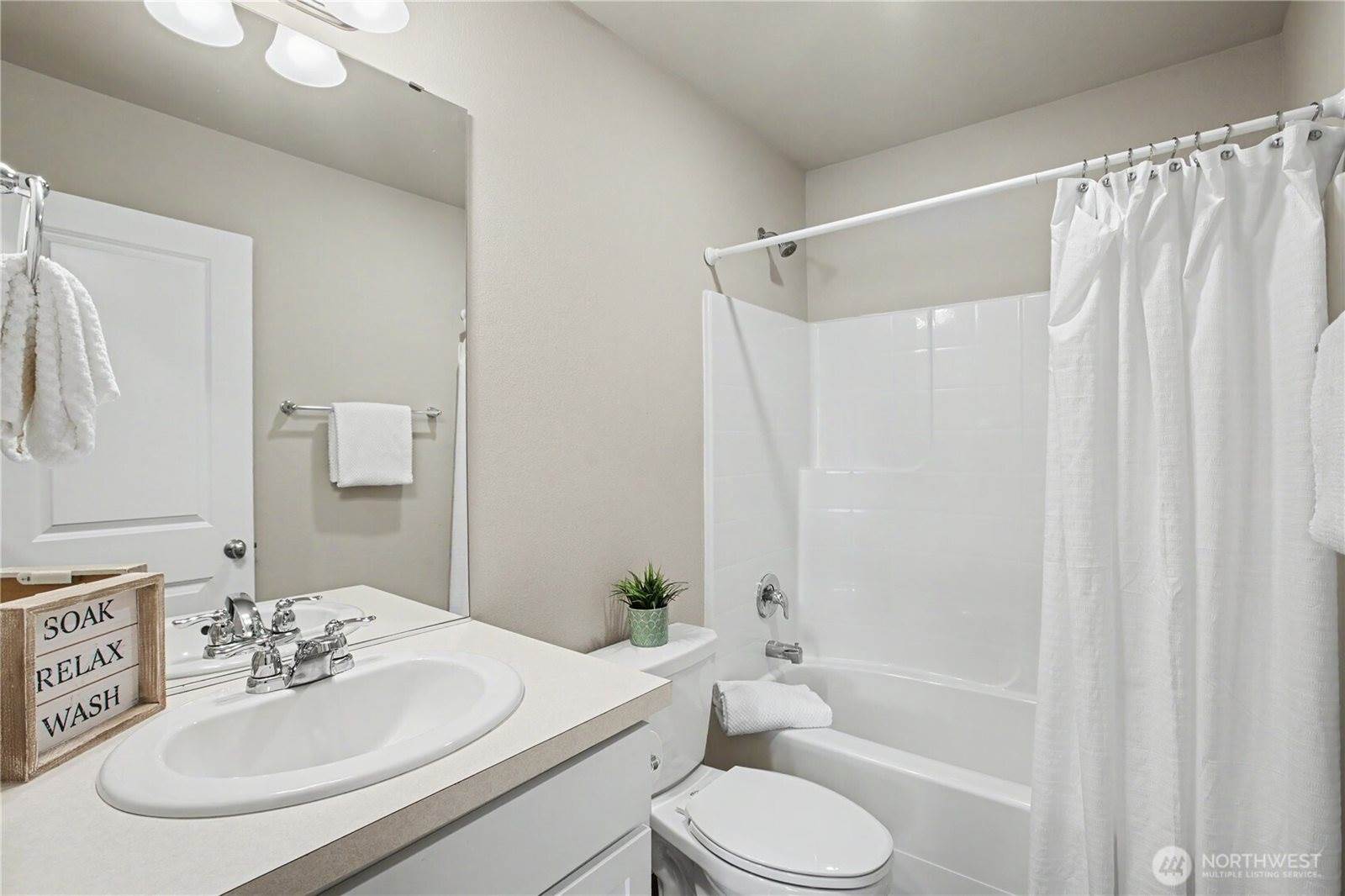 3340 Hoffman Hill Blvd, Dupont, WA 98327
