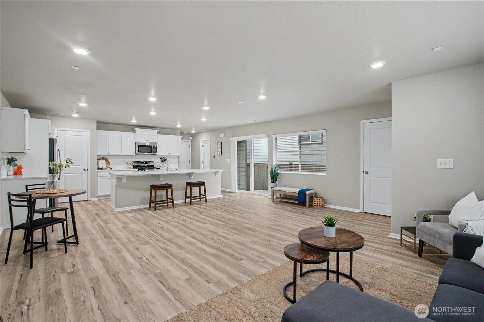 3340 Hoffman Hill Blvd, Dupont, WA 98327