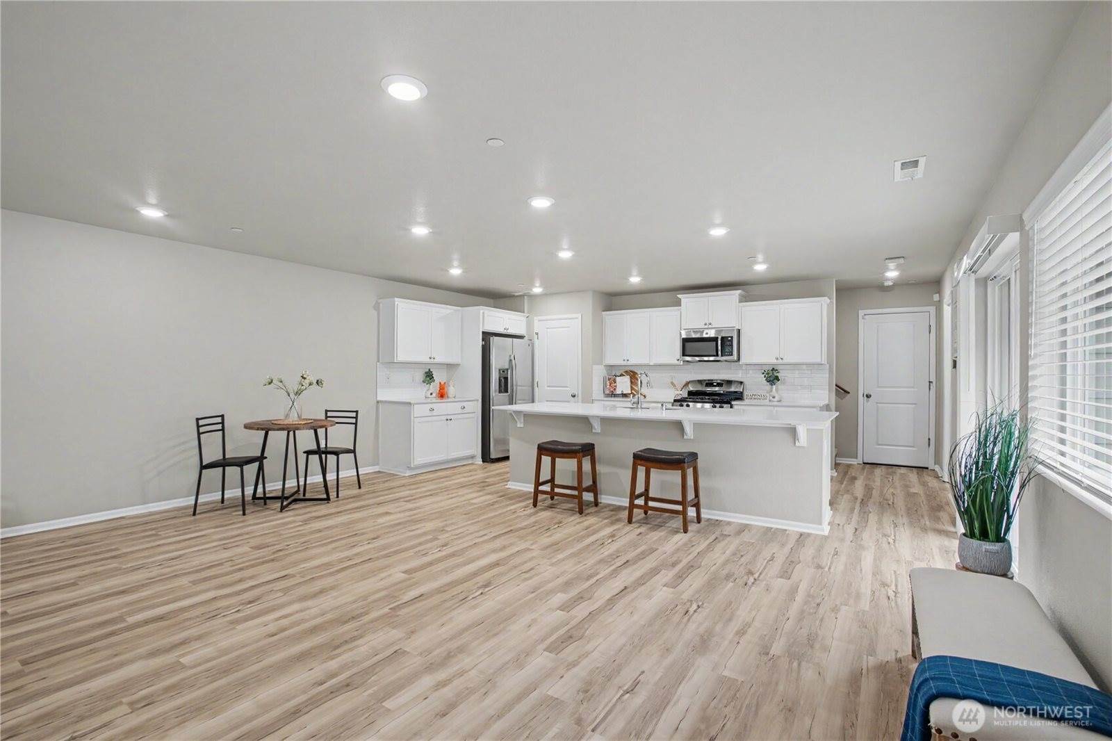3340 Hoffman Hill Blvd, Dupont, WA 98327