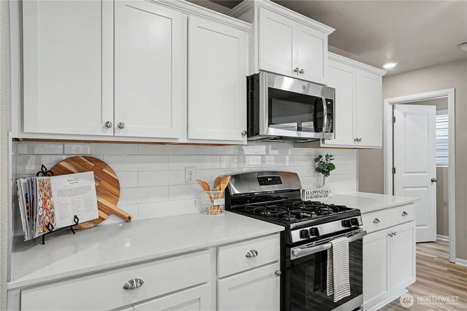 3340 Hoffman Hill Blvd, Dupont, WA 98327