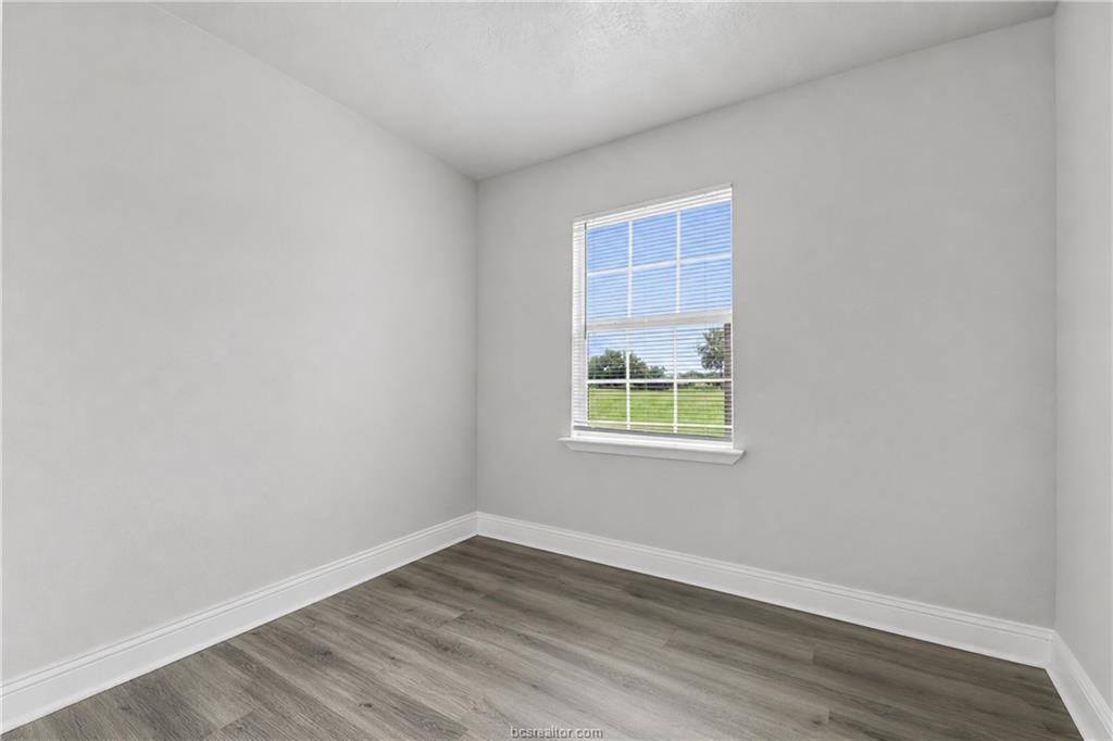 3508 Dick Barnes Loop, Bedias, TX 77831