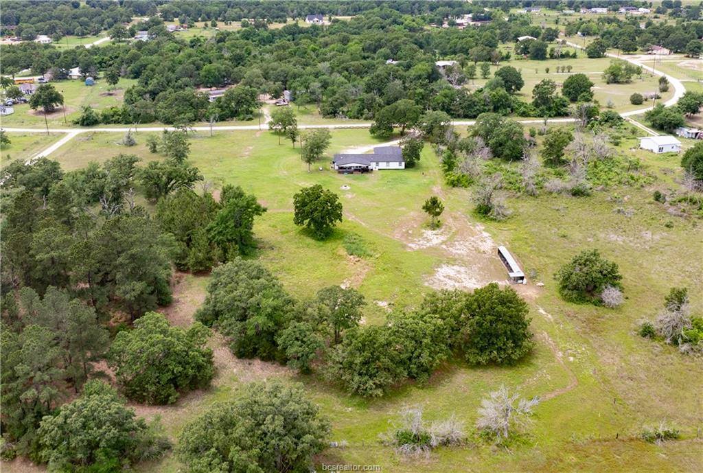 3508 Dick Barnes Loop, Bedias, TX 77831