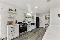 3508 Dick Barnes Loop, Bedias, TX 77831