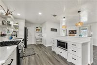 3508 Dick Barnes Loop, Bedias, TX 77831