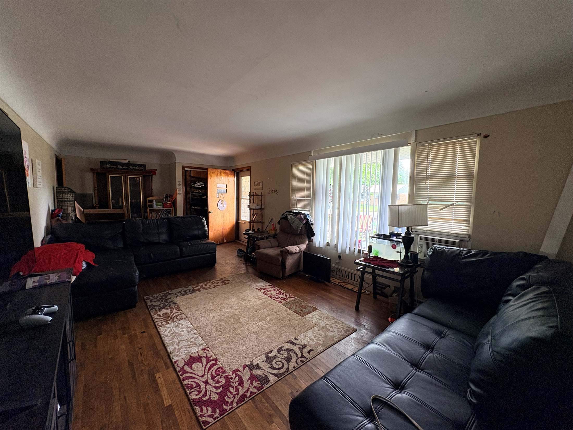 3406 Bobendick St, Saginaw, MI 48604