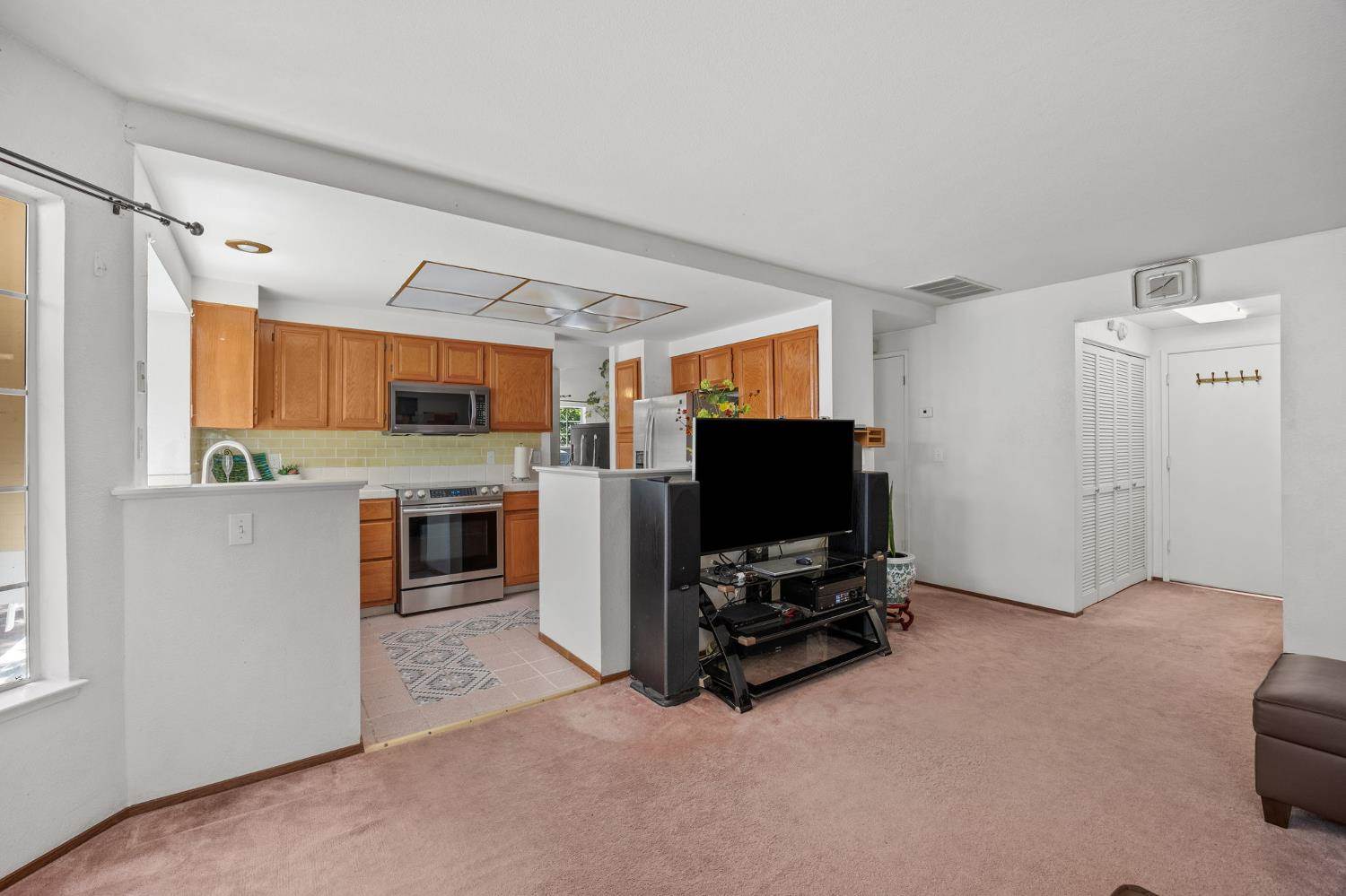 1001 Ignacio Court, Pinole, CA 94564