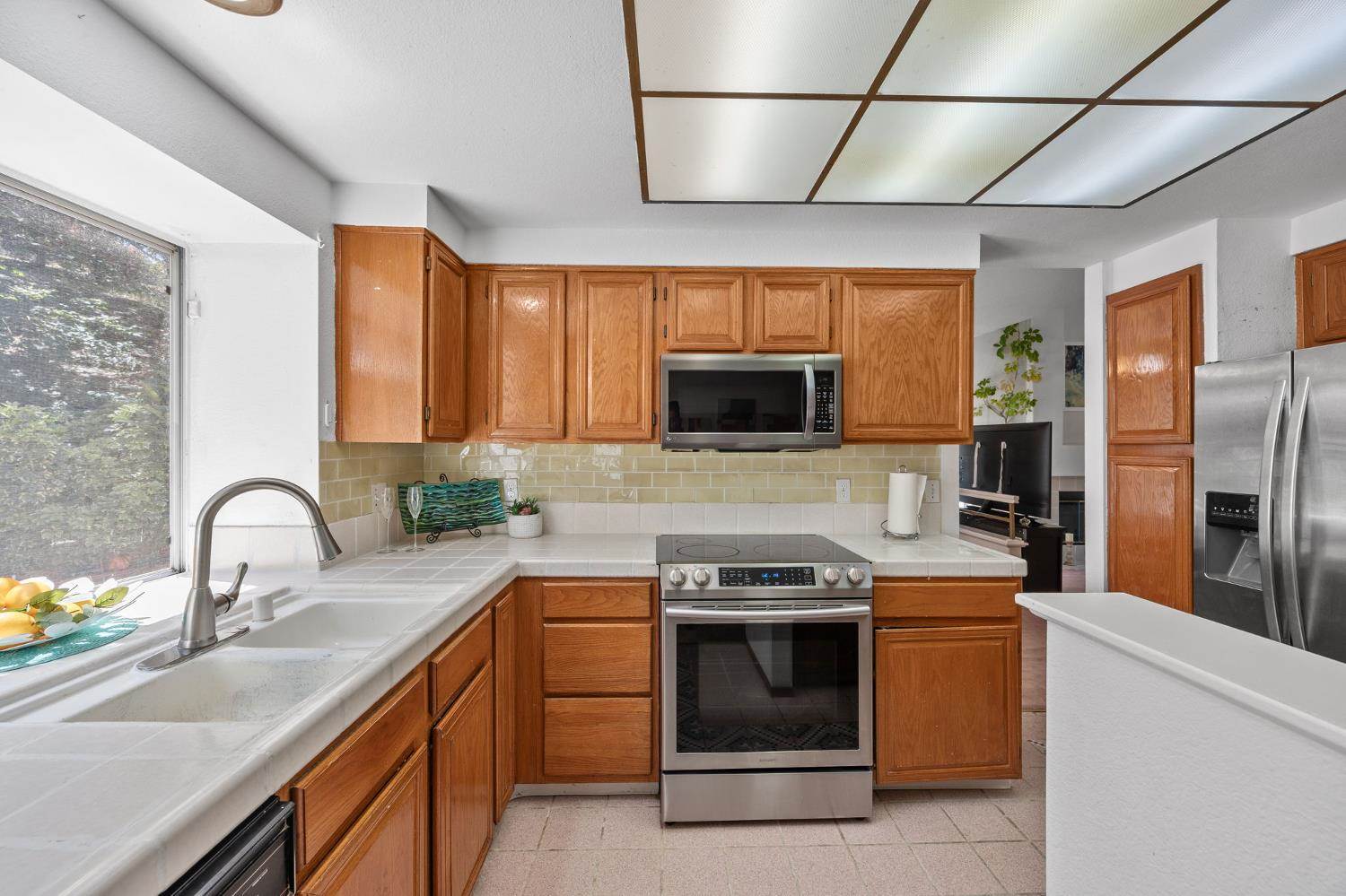 1001 Ignacio Court, Pinole, CA 94564