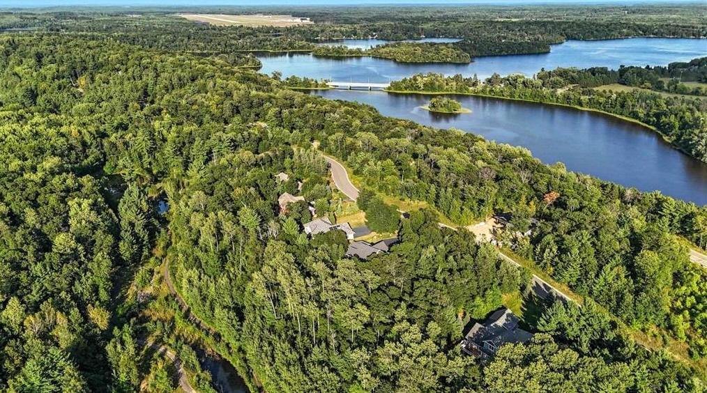 15858 Old Stonebridge Trail, Brainerd, MN 56401