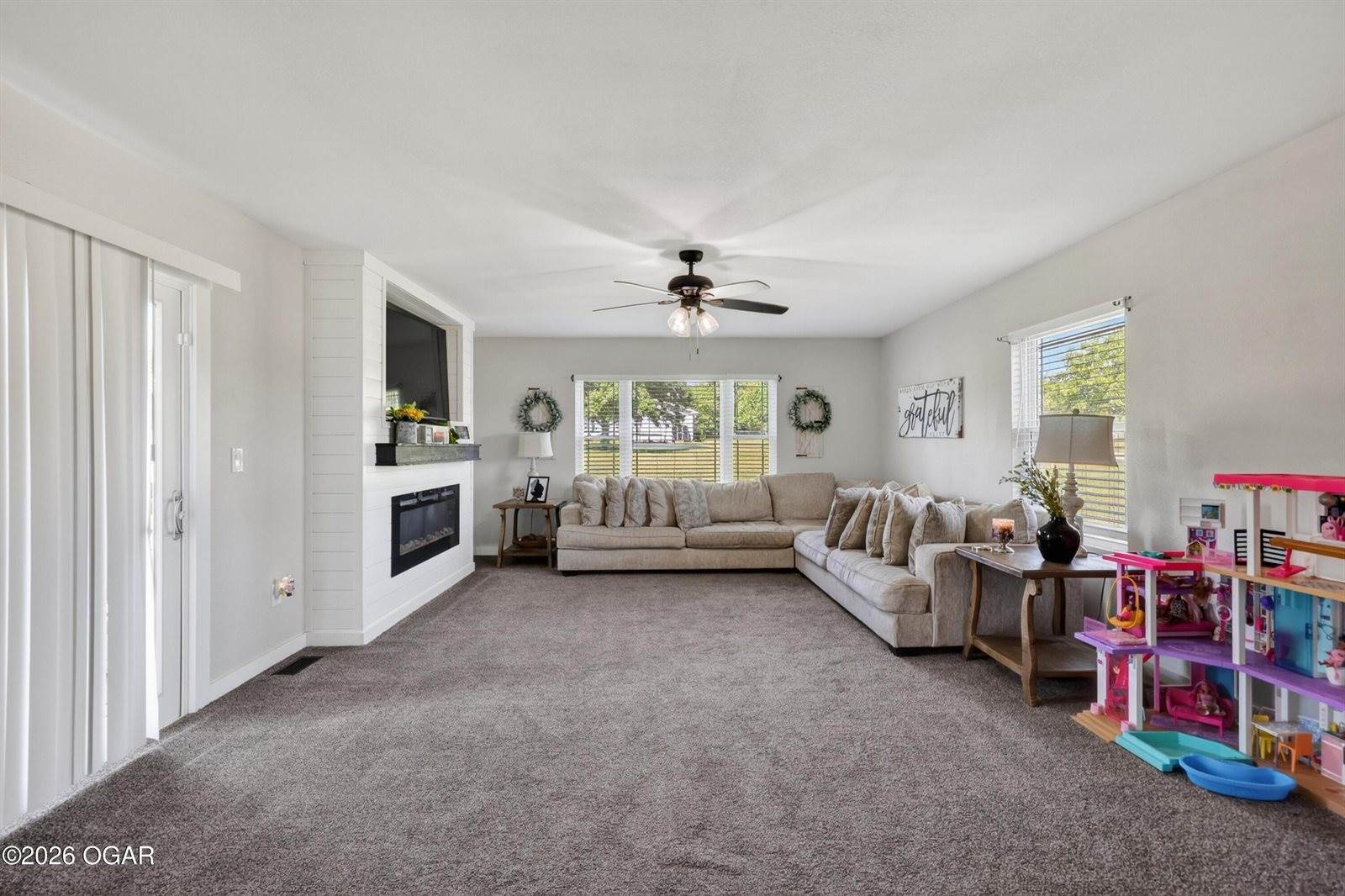 7378 NE Village Lane, Pittsburg, KS 66762