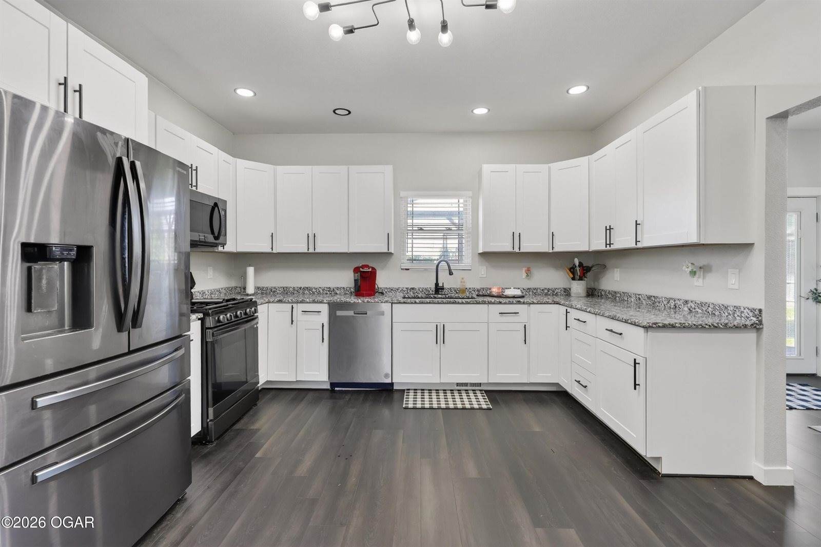 7378 NE Village Lane, Pittsburg, KS 66762