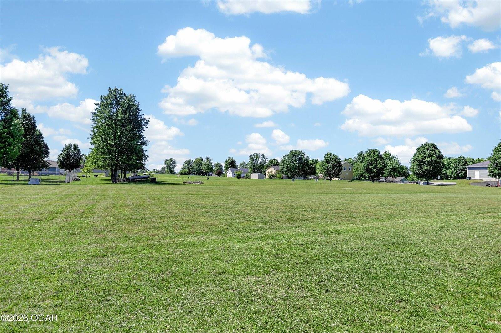 7378 NE Village Lane, Pittsburg, KS 66762