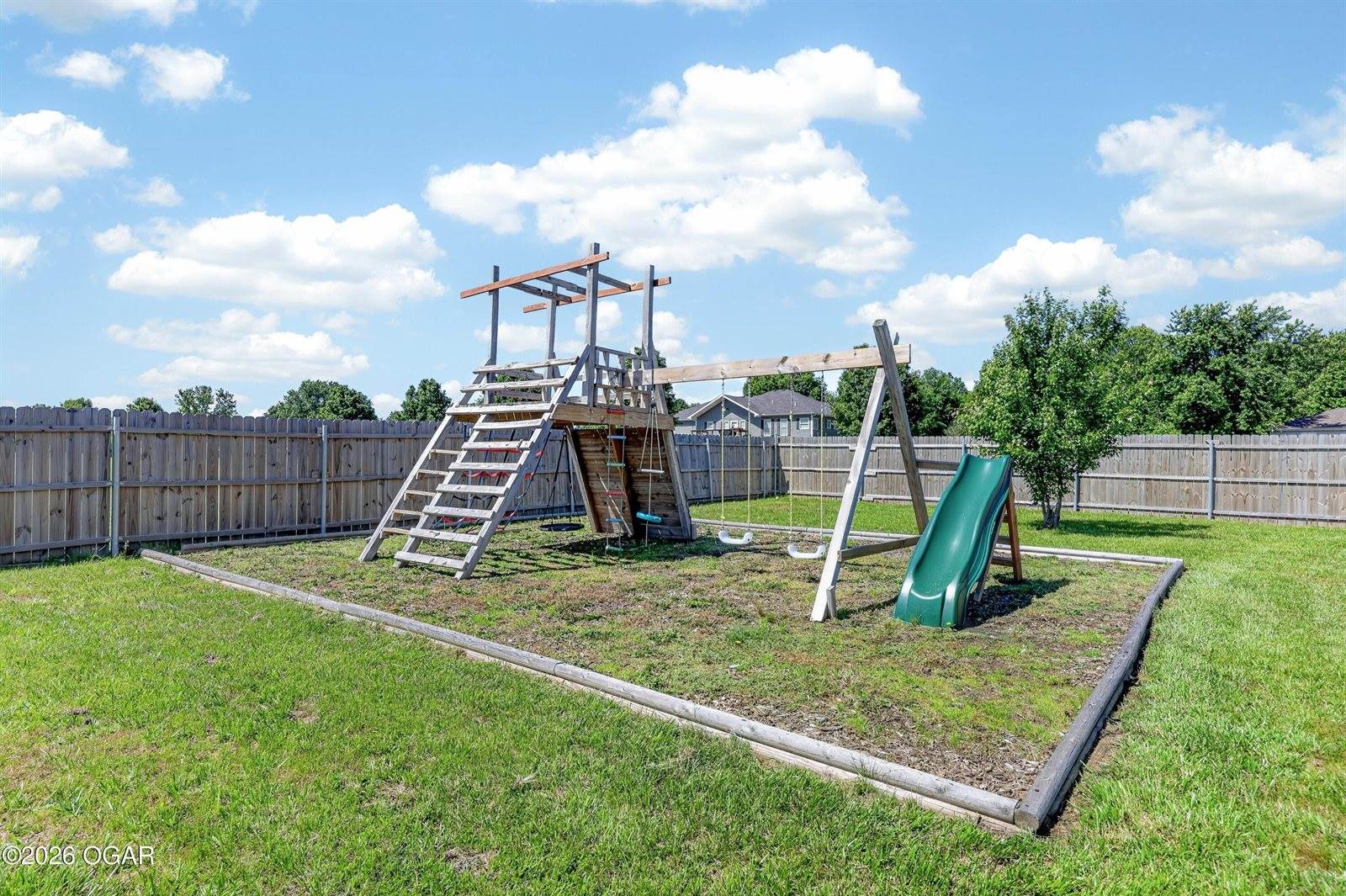 7378 NE Village Lane, Pittsburg, KS 66762