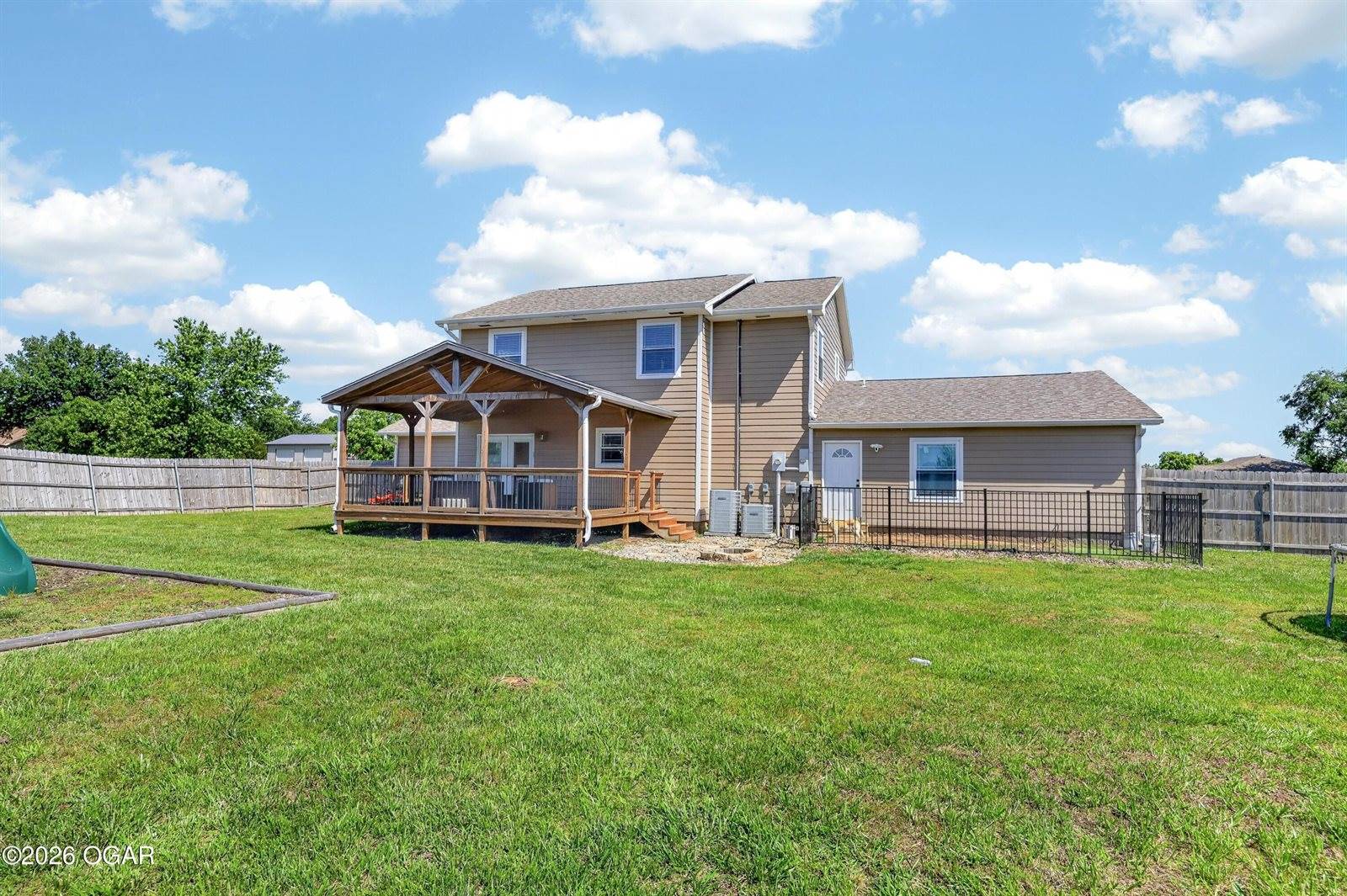 7378 NE Village Lane, Pittsburg, KS 66762