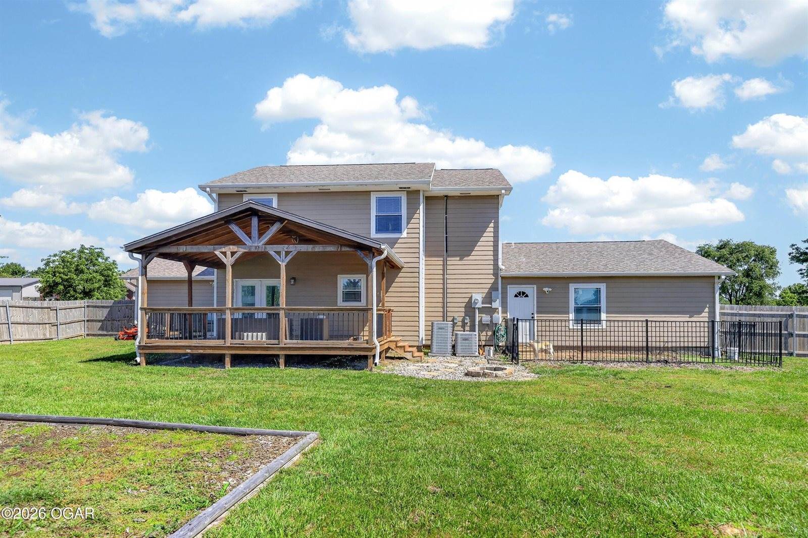 7378 NE Village Lane, Pittsburg, KS 66762
