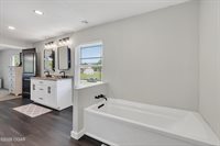 7378 NE Village Lane, Pittsburg, KS 66762