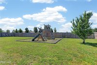 7378 NE Village Lane, Pittsburg, KS 66762