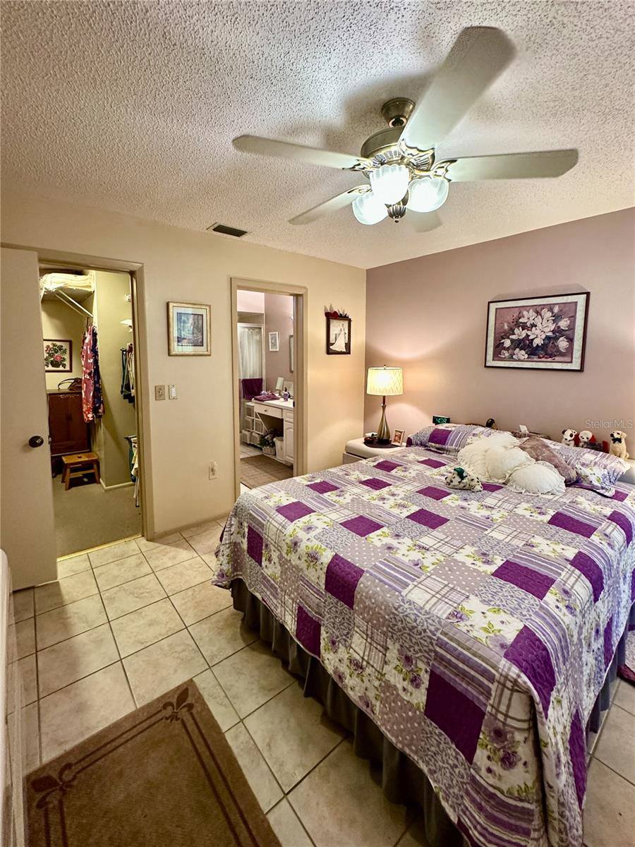 3332 Tallywood Court, Sarasota, FL 34237