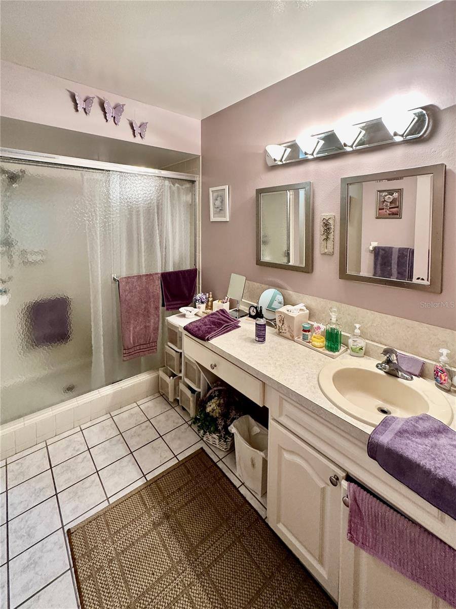 3332 Tallywood Court, Sarasota, FL 34237