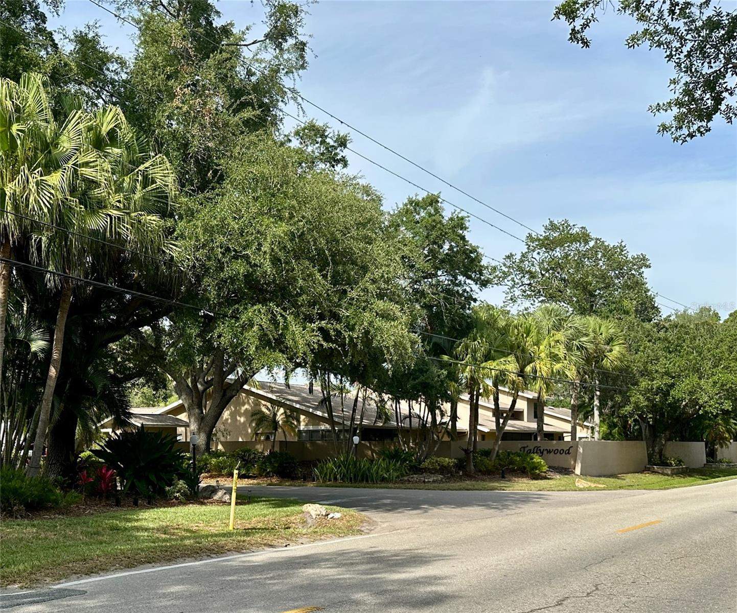 3332 Tallywood Court, Sarasota, FL 34237