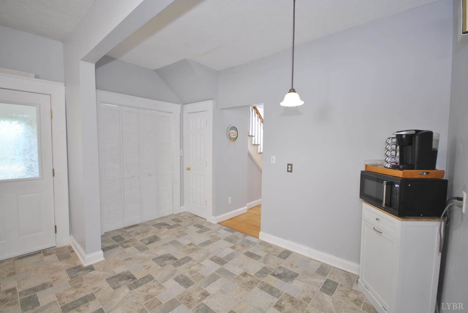 313 Yeardley Avenue, Lynchburg, VA 24501
