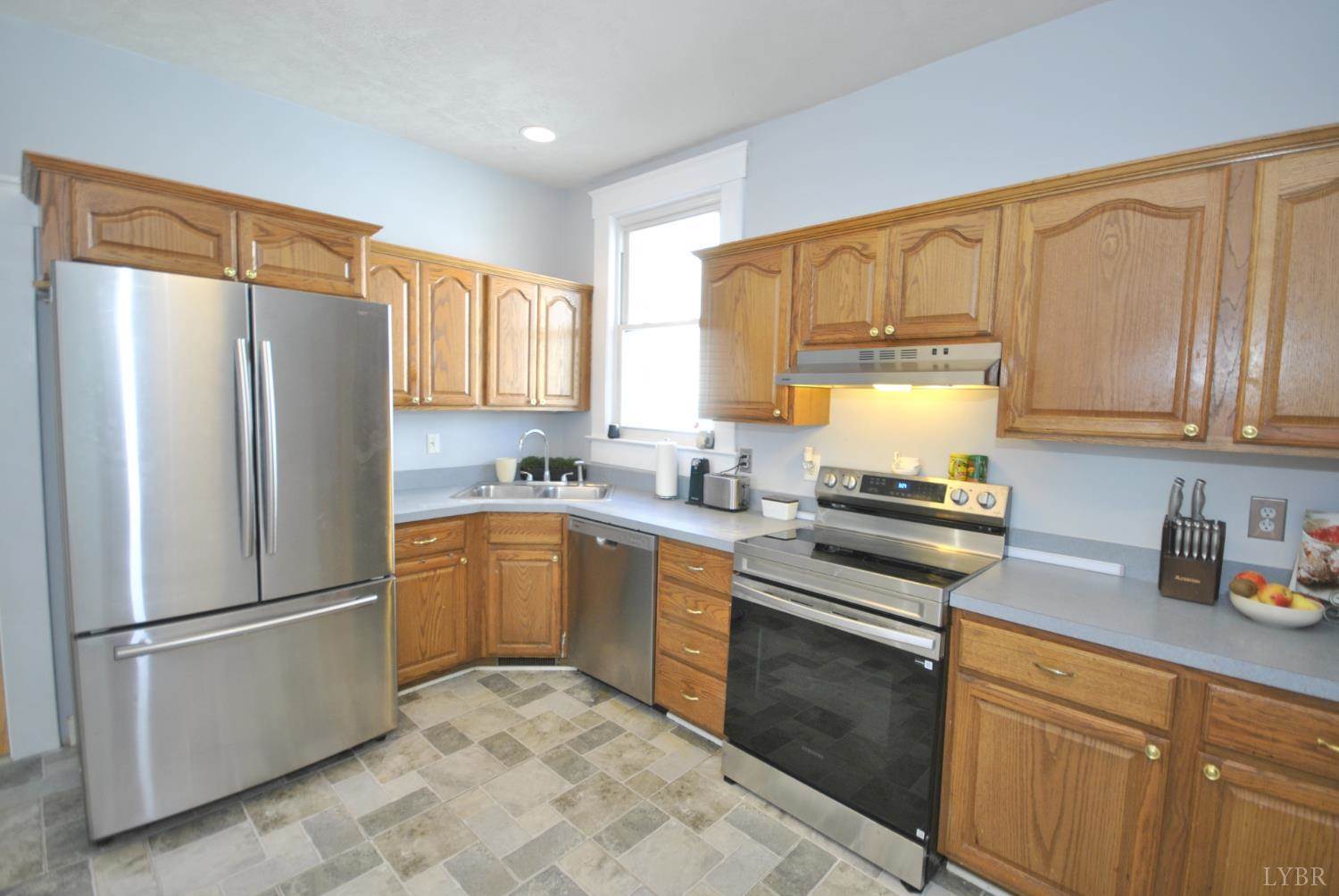 313 Yeardley Avenue, Lynchburg, VA 24501