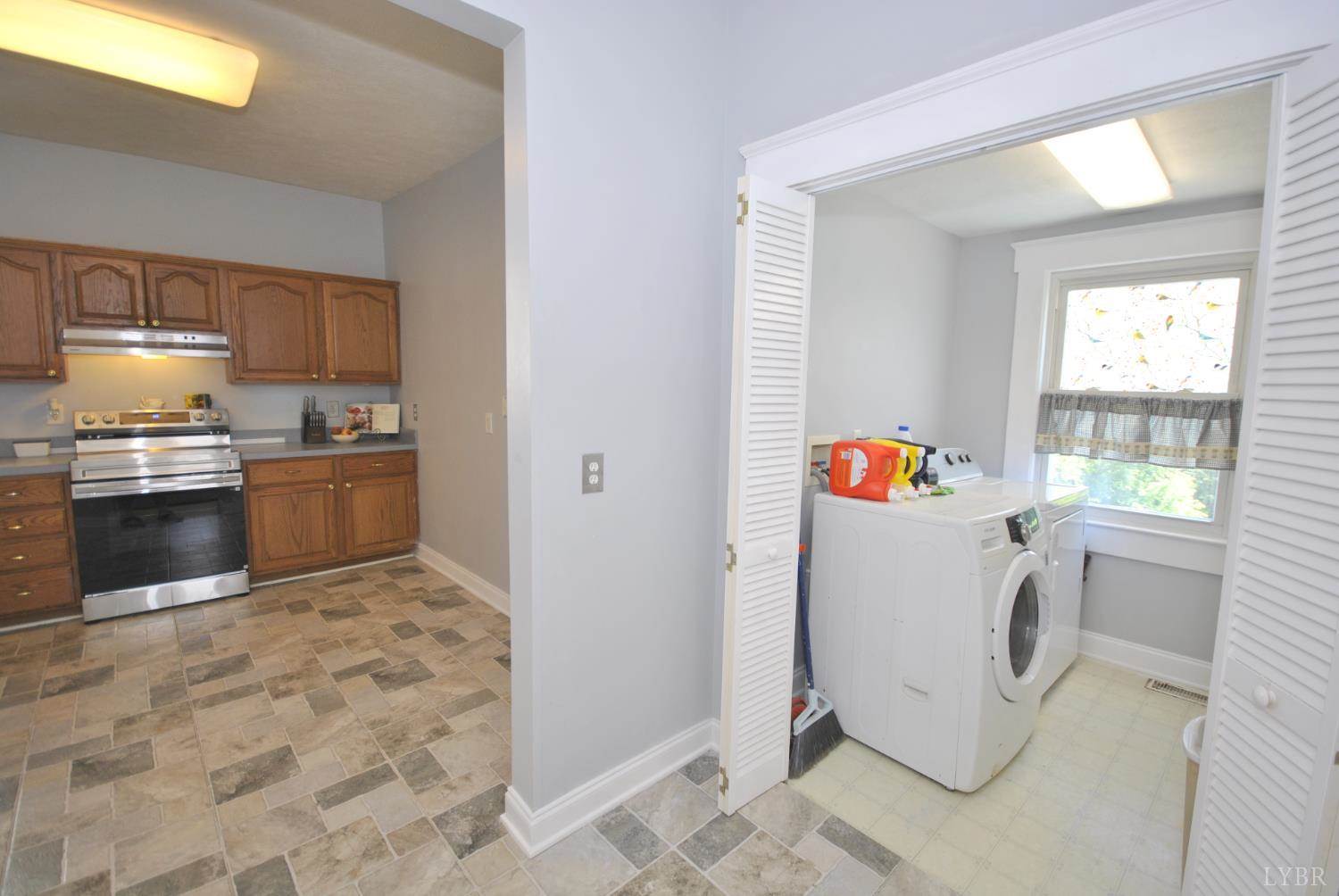 313 Yeardley Avenue, Lynchburg, VA 24501