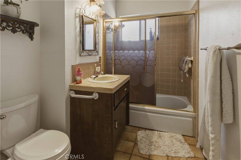 1847 West 8th, Merced, CA 95341