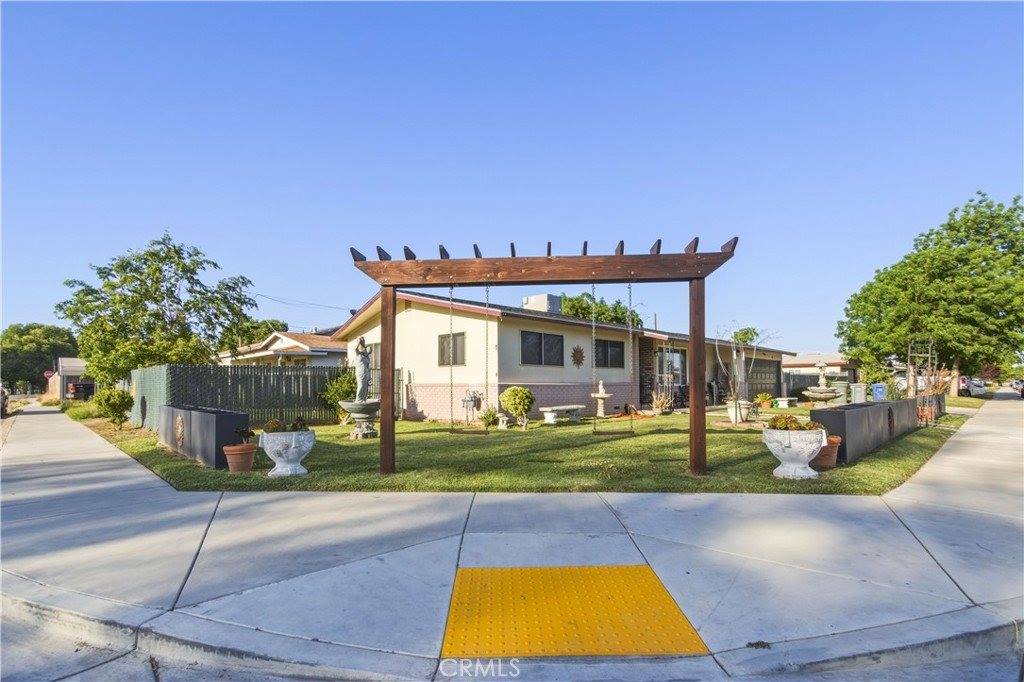 1847 West 8th, Merced, CA 95341