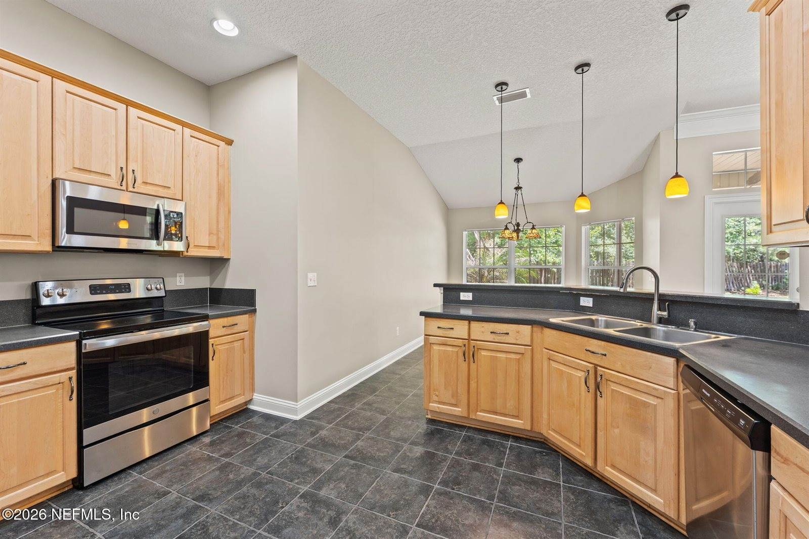 3003 Five Oaks Lane, Green Cove Springs, FL 32043