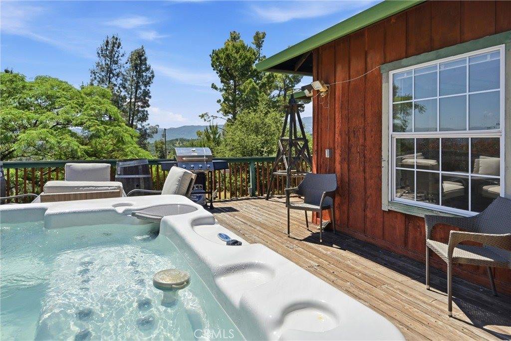 17860 Deer Hill, Hidden Valley Lake, CA 95467