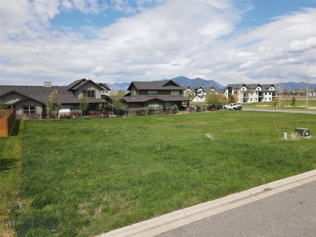 2023 Jacobs Street, Bozeman, MT 59715