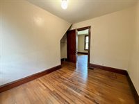 624 &1/2 Prospect St, Bucyrus, OH 44820