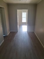 413 &1/2 Woodlawn Ave, Bucyrus, OH 44820