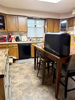 413 &1/2 Woodlawn Ave, Bucyrus, OH 44820