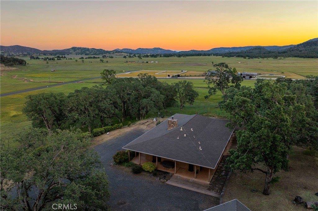 17205 Black Oak Hill, Middletown, CA 95461