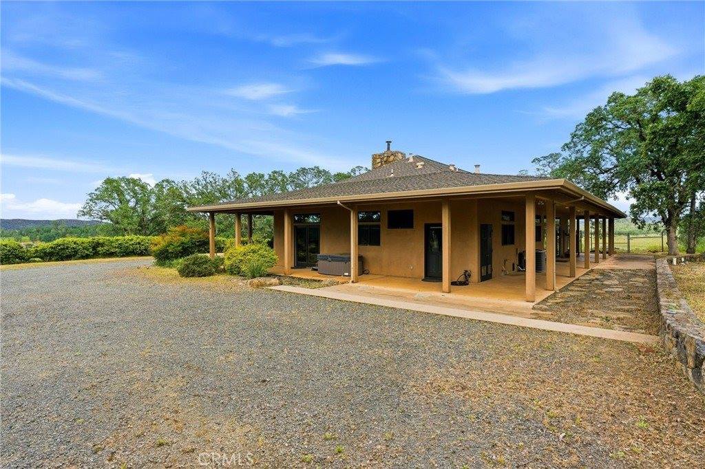 17205 Black Oak Hill, Middletown, CA 95461