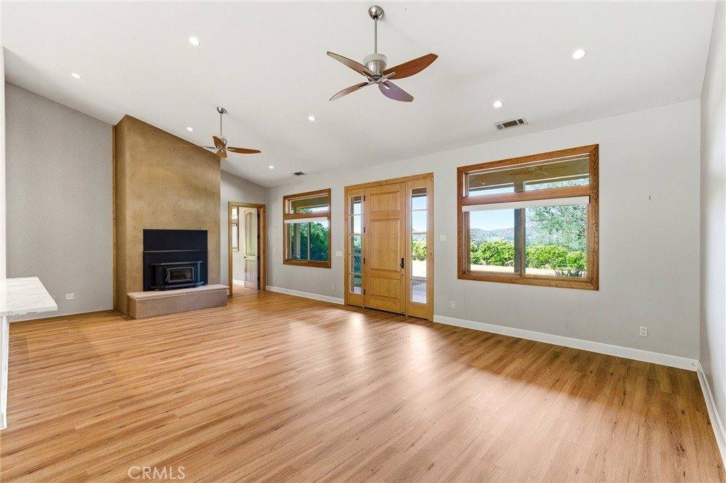 17205 Black Oak Hill, Middletown, CA 95461