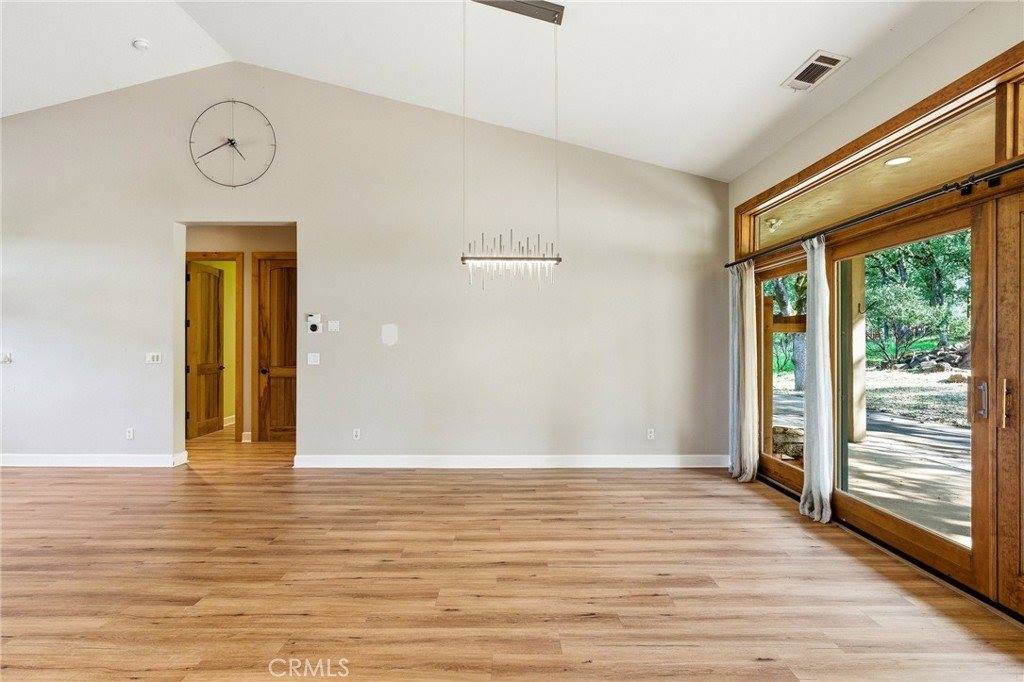 17205 Black Oak Hill, Middletown, CA 95461