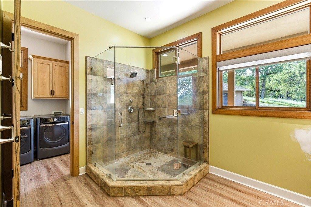 17205 Black Oak Hill, Middletown, CA 95461