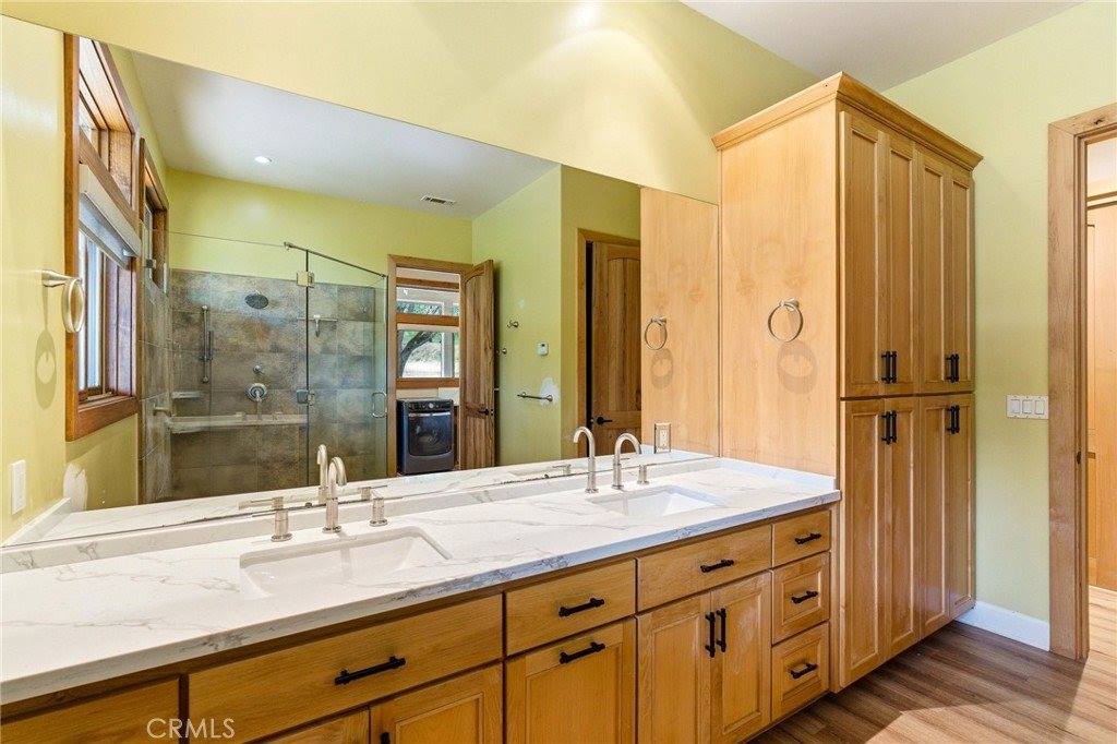 17205 Black Oak Hill, Middletown, CA 95461