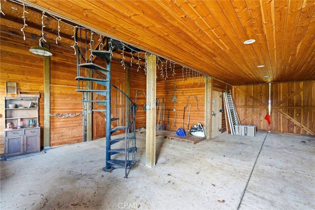17205 Black Oak Hill, Middletown, CA 95461