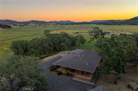 17205 Black Oak Hill, Middletown, CA 95461