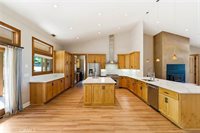 17205 Black Oak Hill, Middletown, CA 95461